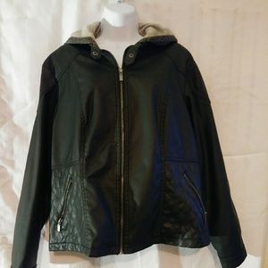 ❄Accepting Low offers!! Faux Leather hooded jacket